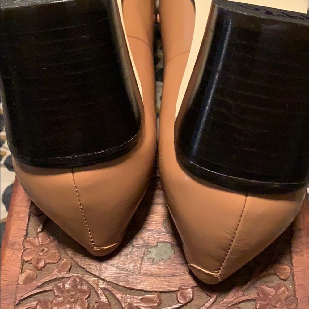 Shoe - Picture 9 of 9